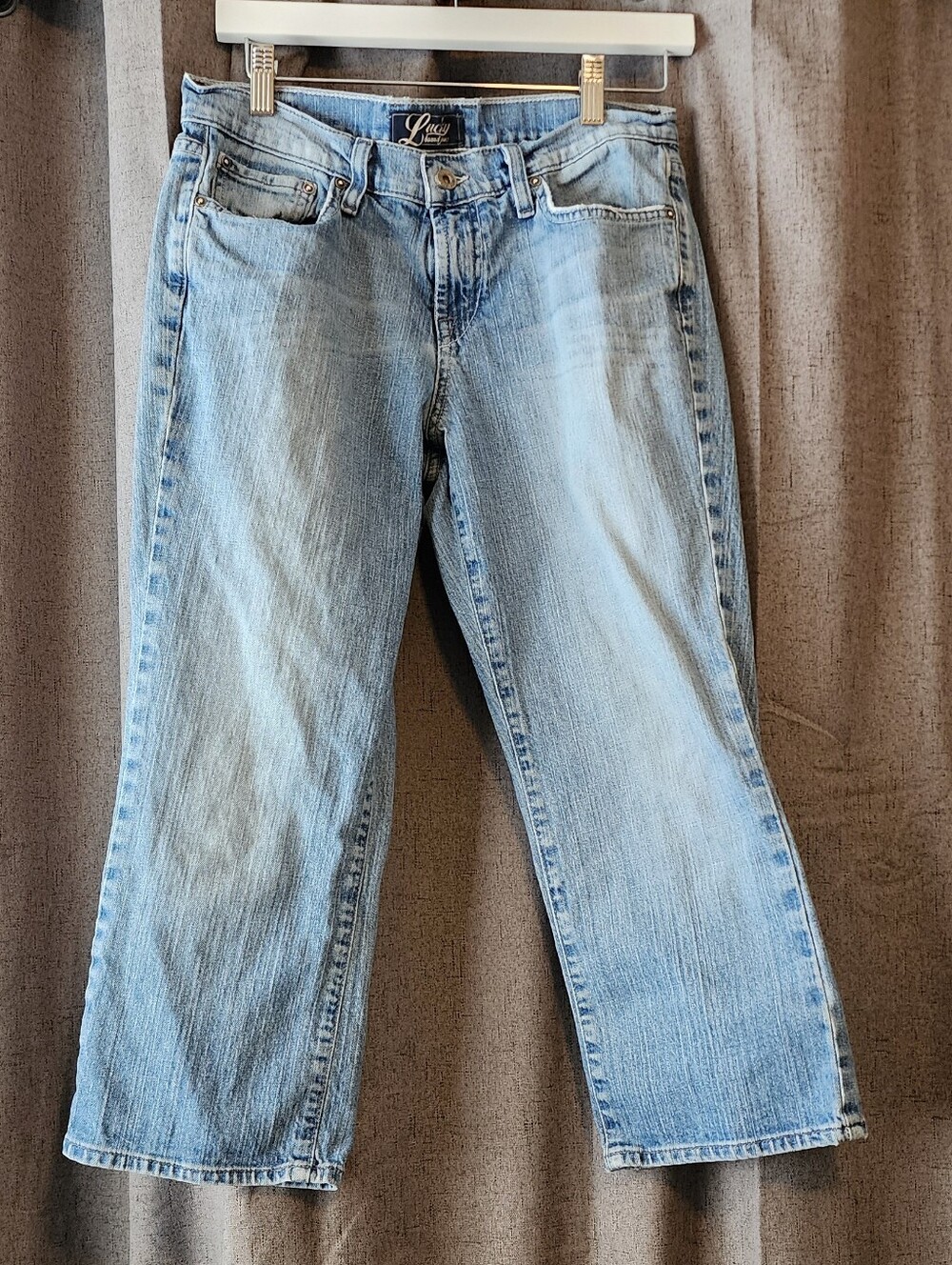 VTG Lucky Brand Women’s 8/29 Crop Jeans Light Wash Denim – Mid‑Rise Cropped Fit